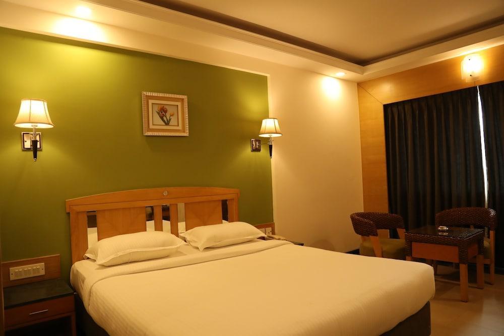 Hotel Dr Rajkumar International Bangalore Exterior foto